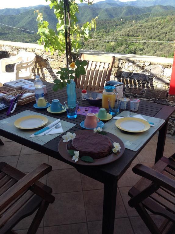 Bed & Breakfast Ca' Di Vissai Arnasco Exterior photo